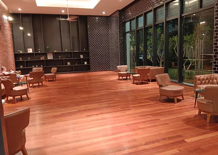 Chambers Pwtc By Grandroyal