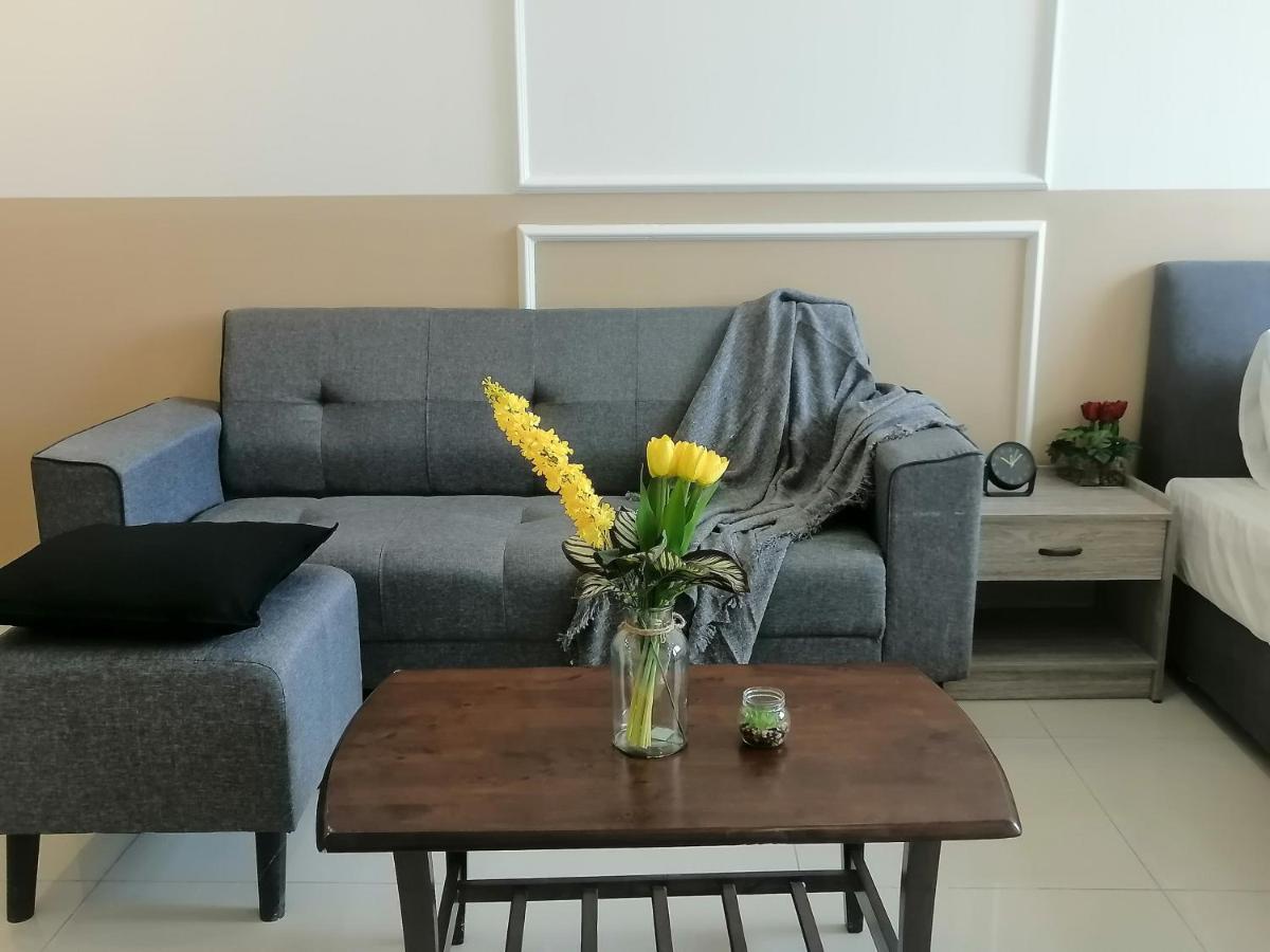 Apartment Chambers Pwtc By Grandroyal *