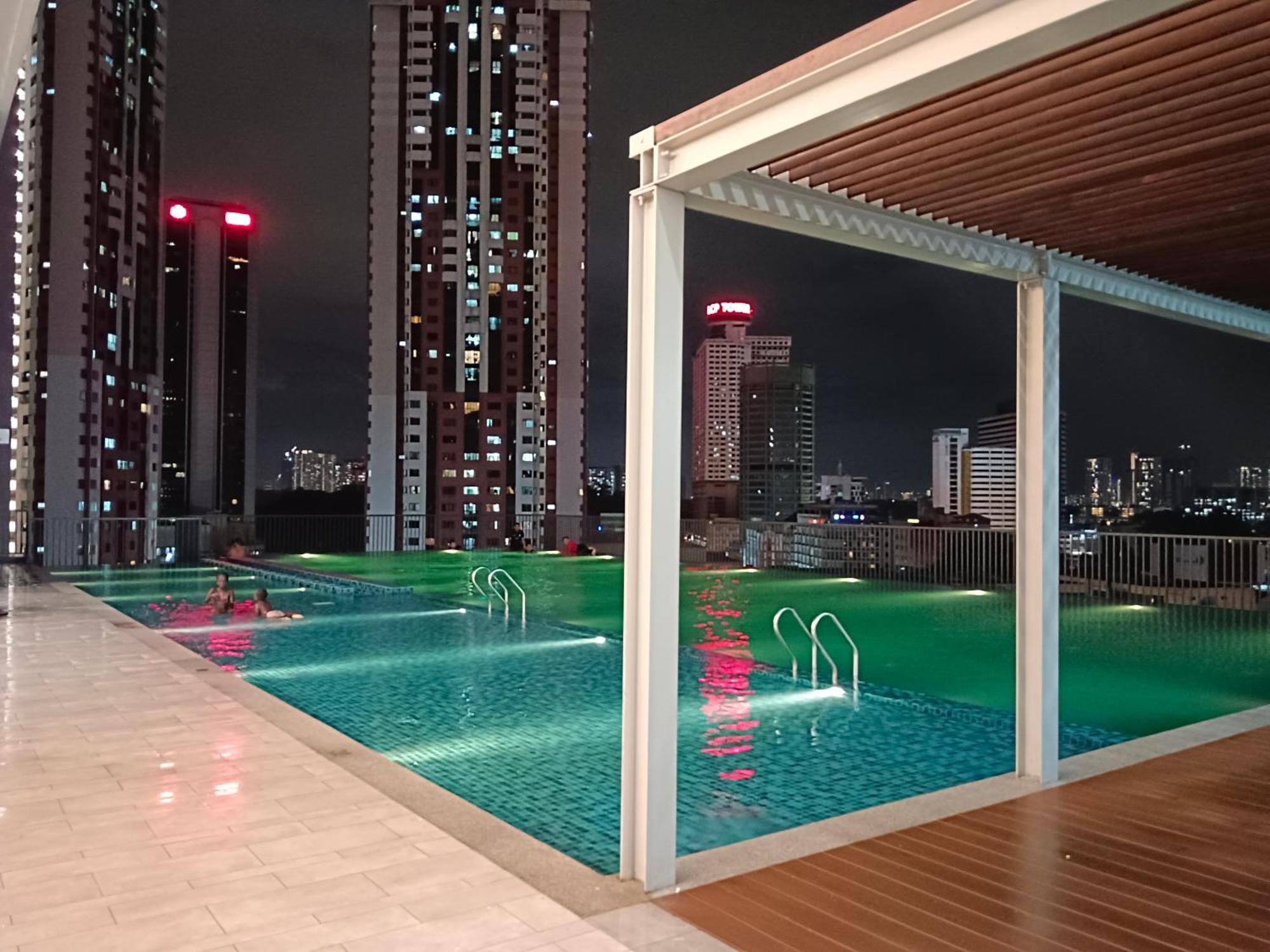 Apartment Chambers Pwtc By Grandroyal *
